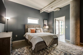 Sleek and Spacious Condo In East!
